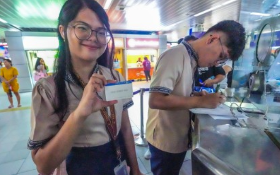 DOTR, DepEd to roll out 50% MRT, LRT fare discount for students until 2028