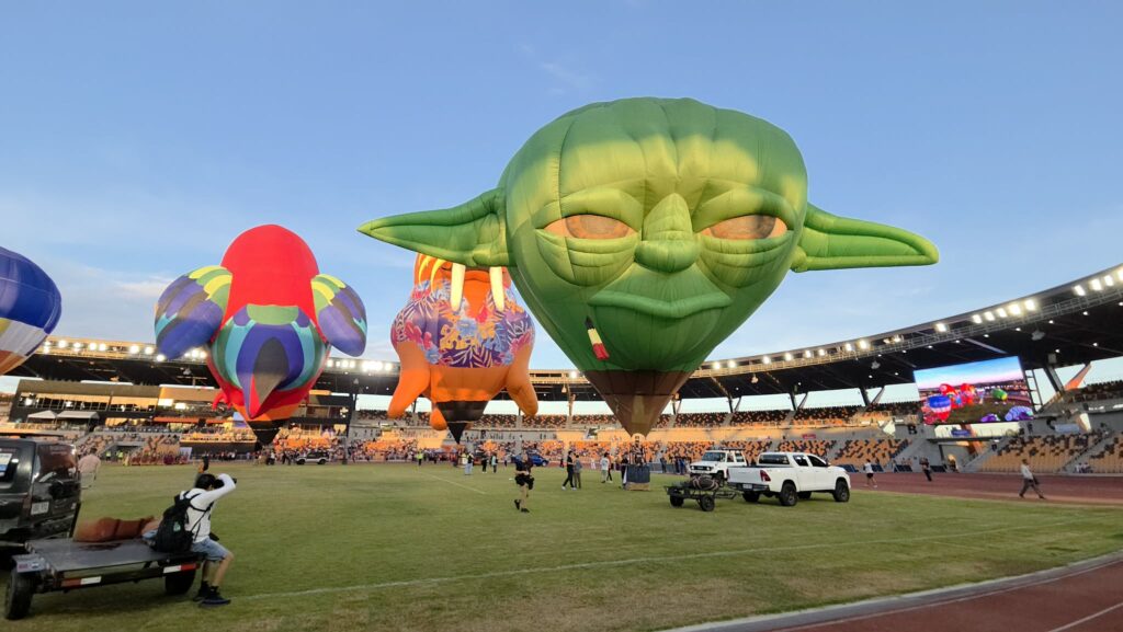 Hot Air Balloon Fiesta Draws 30000 Visitors